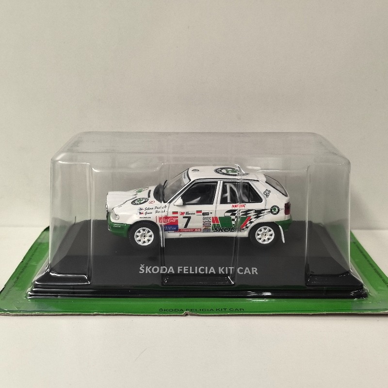 Diecast IXO 1:43 Scale SKODA F - đánh giá và giá Model Kit Car