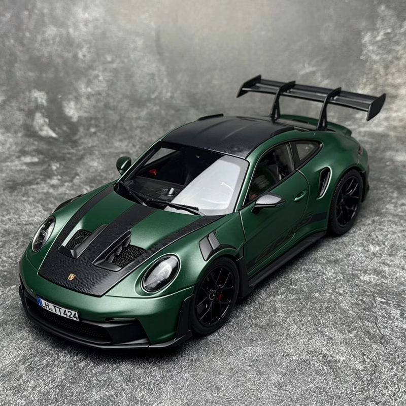 1:36 Porsche 911 992 GT3 RS Al - đánh giá và giá Model Kit Porsche 911