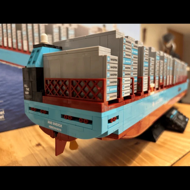 New 2026 Dual-Fuel Container V - đánh giá và giá Model Kit Chemistry